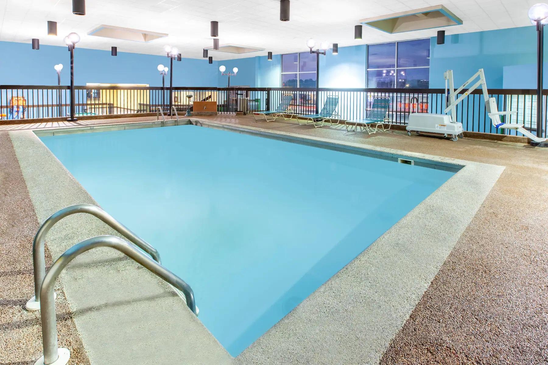 Days Inn & Suites By Wyndham Grand Rapids Near Downtown Ουαϊόμινγκ Εξωτερικό φωτογραφία