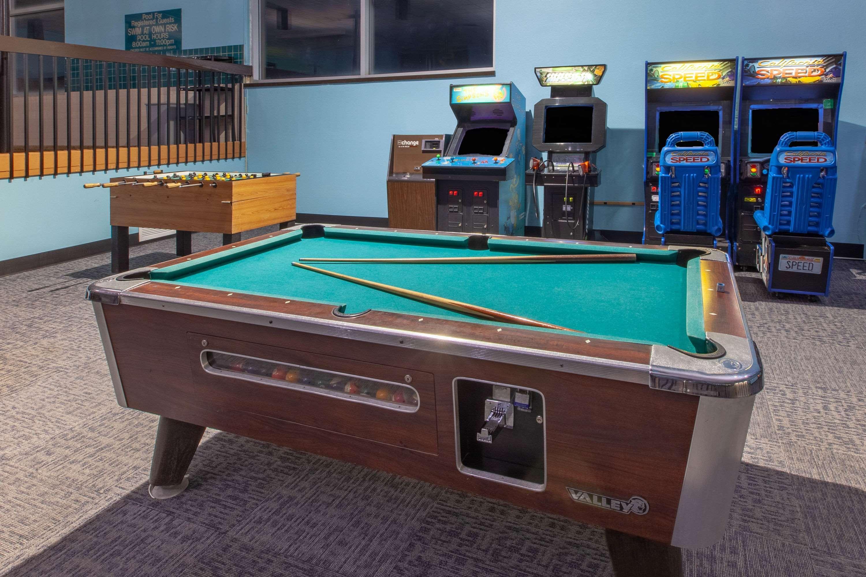Days Inn & Suites By Wyndham Grand Rapids Near Downtown Ουαϊόμινγκ Εξωτερικό φωτογραφία